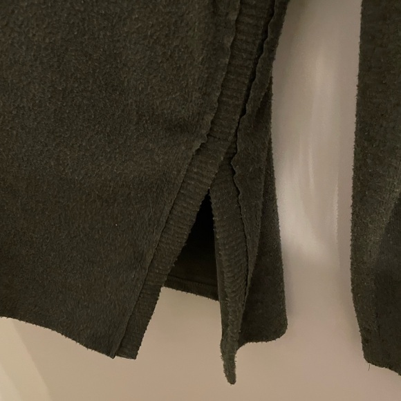 H by Bordeaux Split Hem Tunic Length Top - Picture 3 of 4